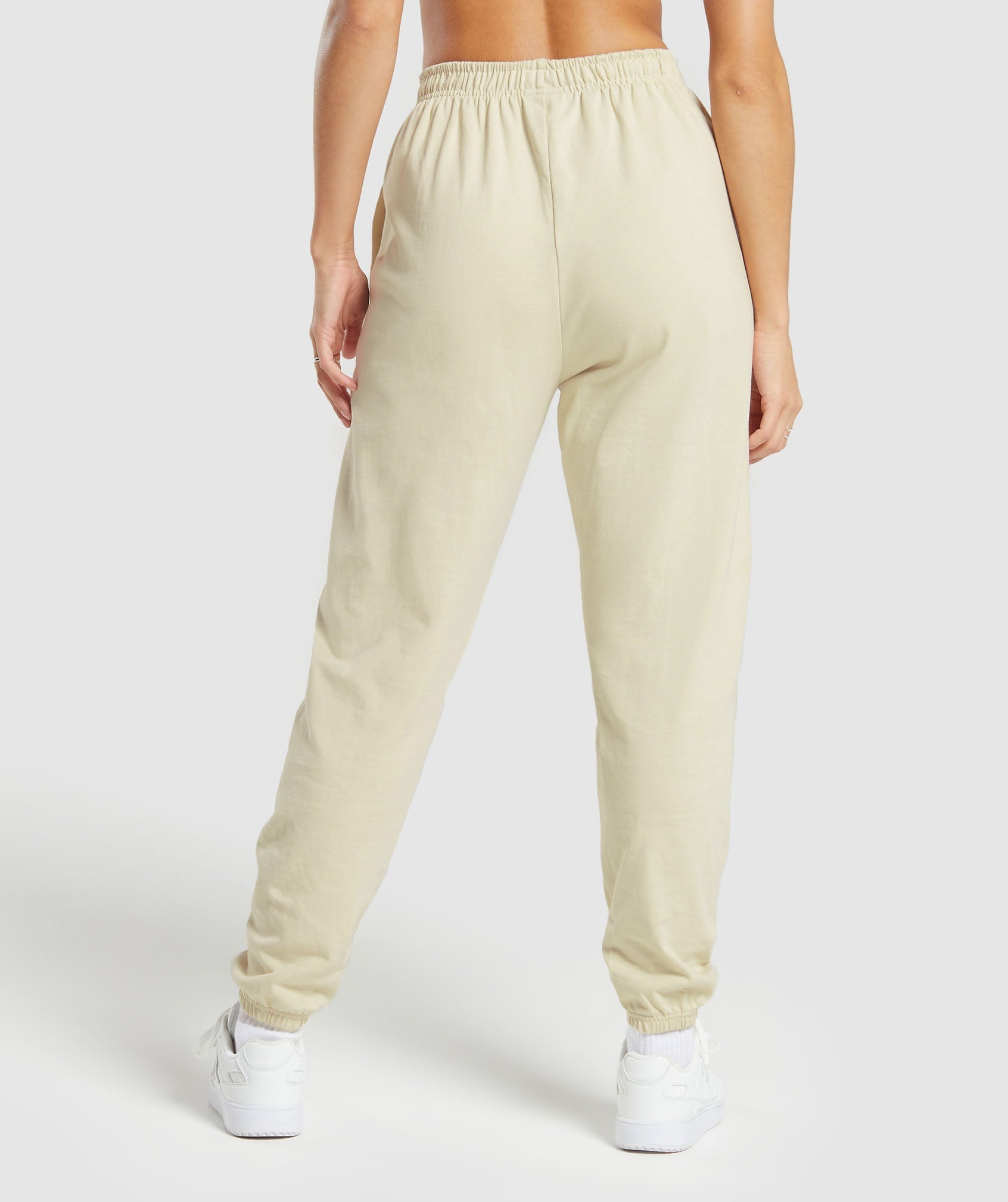 Lifting Lightweight Joggers Ecru White