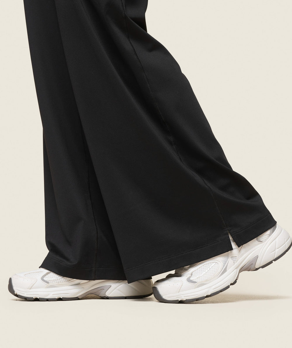 GS x Leana Deeb Flared Pants Black