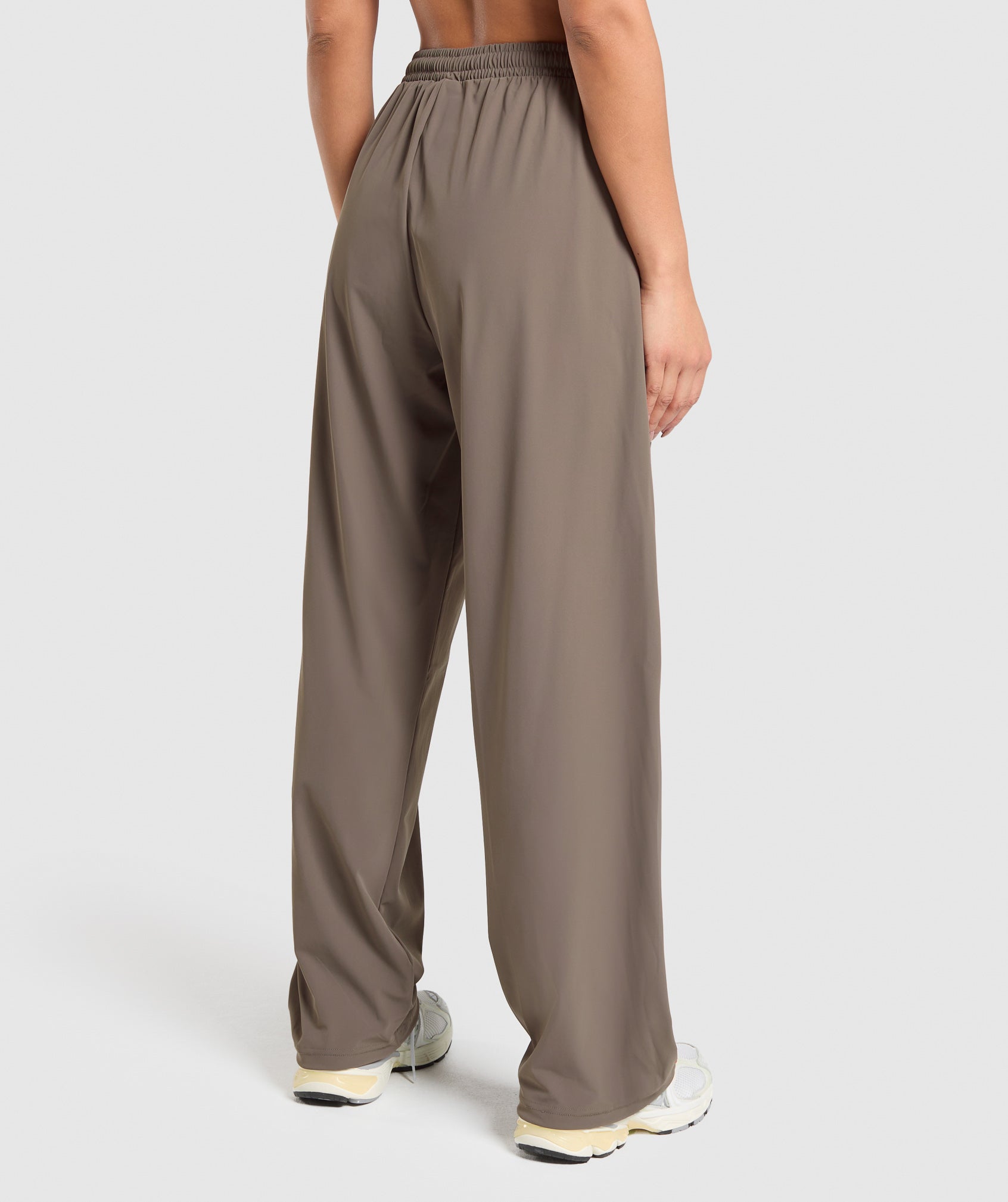 Stitch Feature Woven Pants Camo Brown
