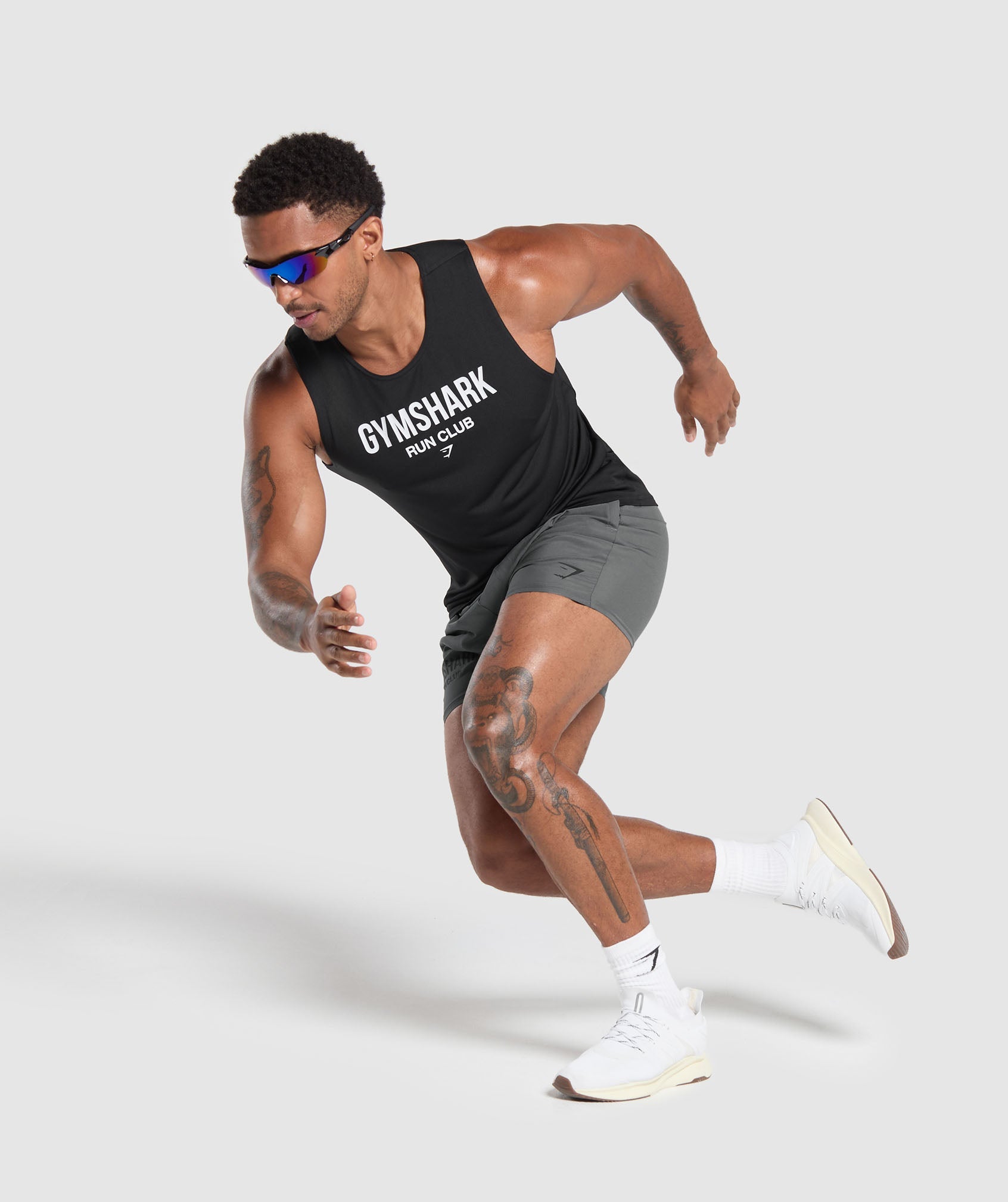 Running Dept. Tank Black