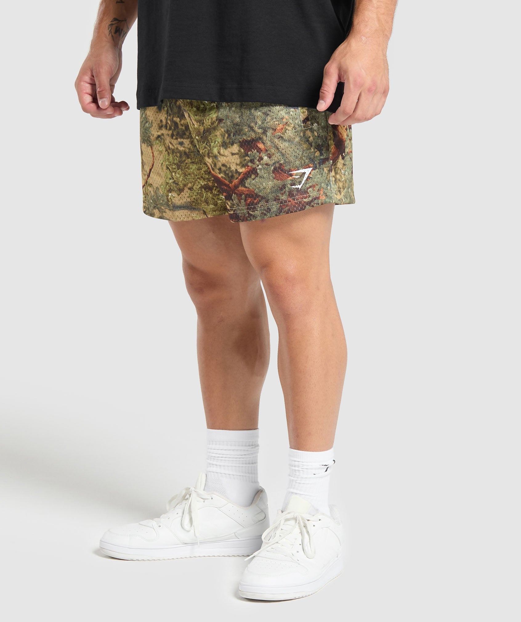 Printed Mesh 5" Shorts Sand Beige