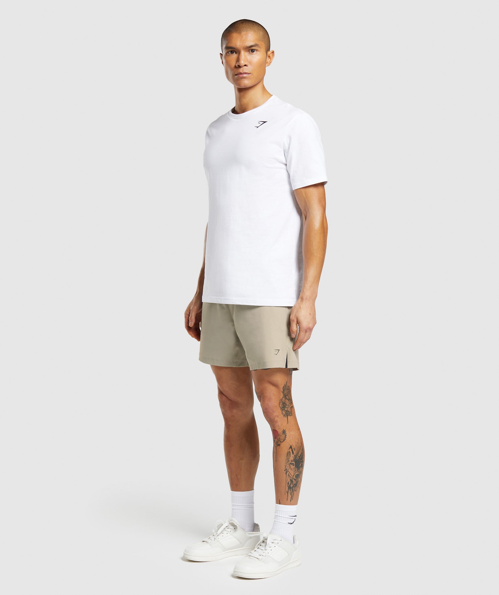Hybrid 6" Shorts Sand Brown
