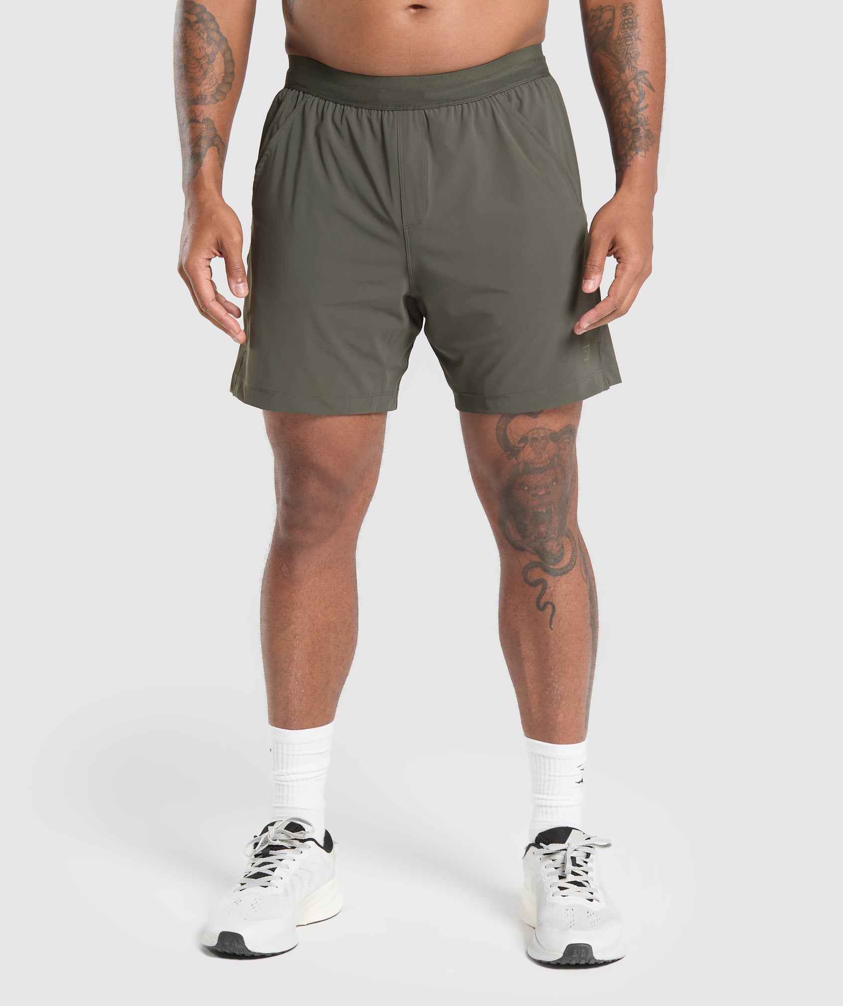 Hybrid 6" Shorts Strength Green