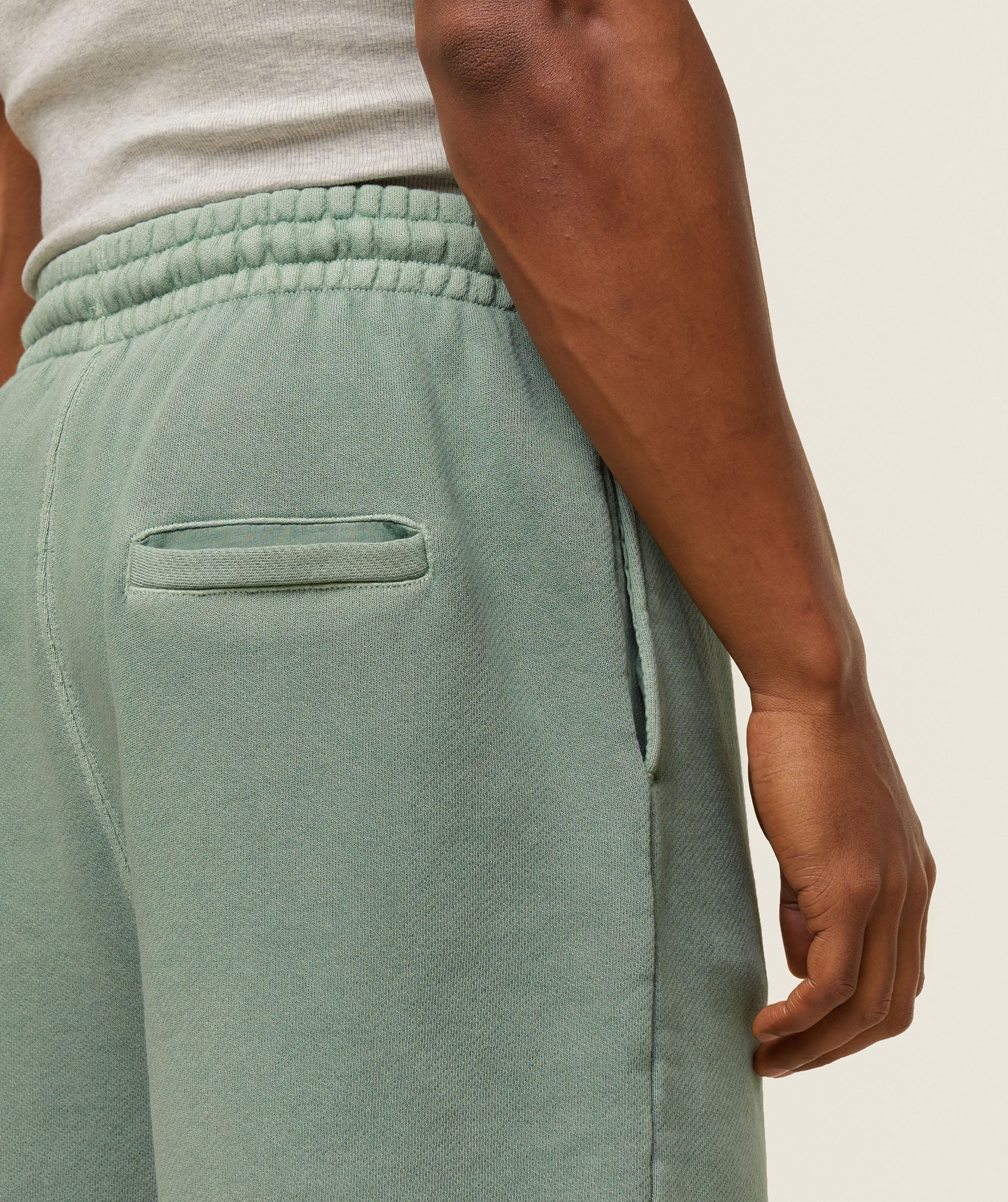 everywear Sweat Shorts Dollar Green