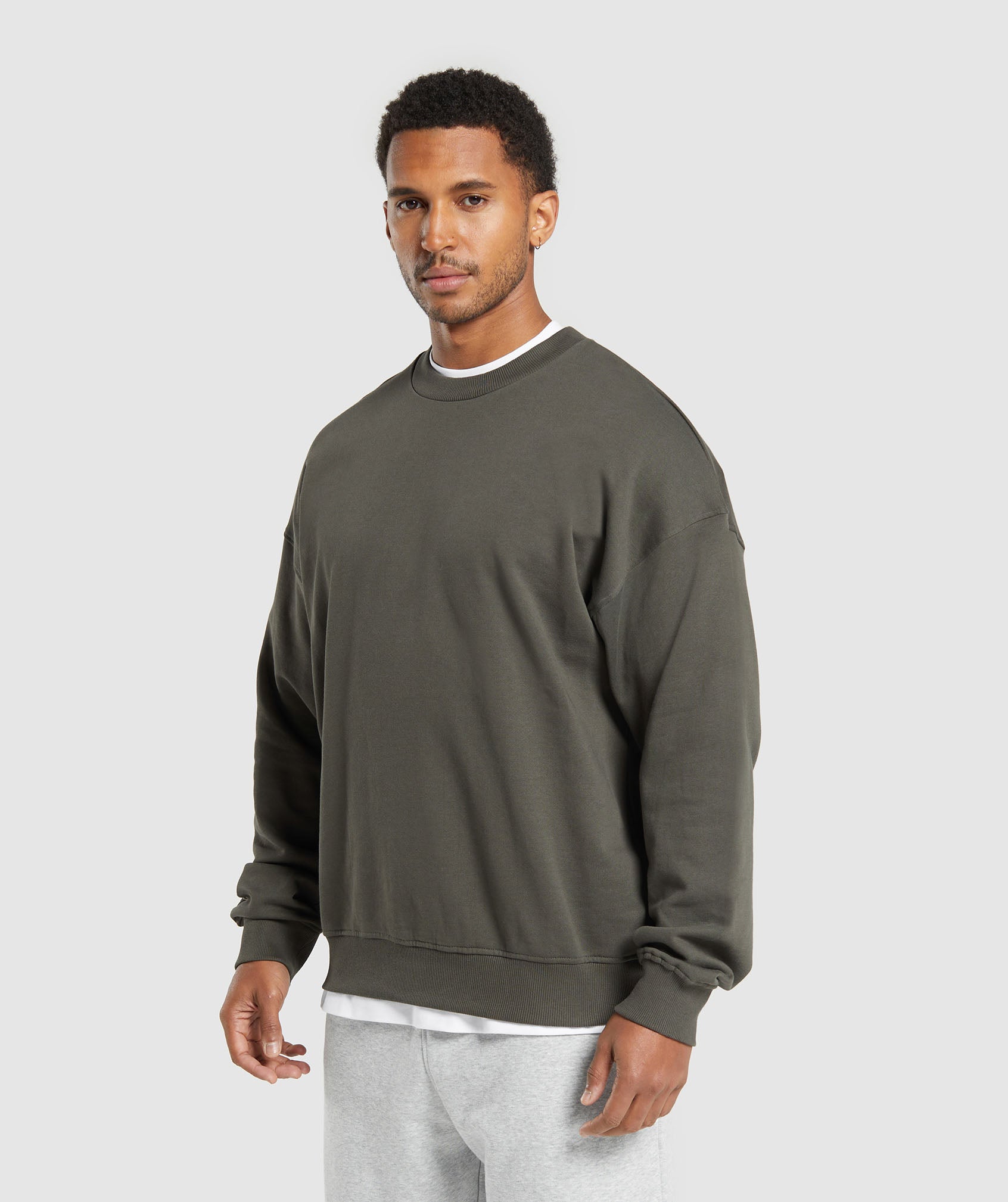 Rest Day Essentials Crew Strength Green
