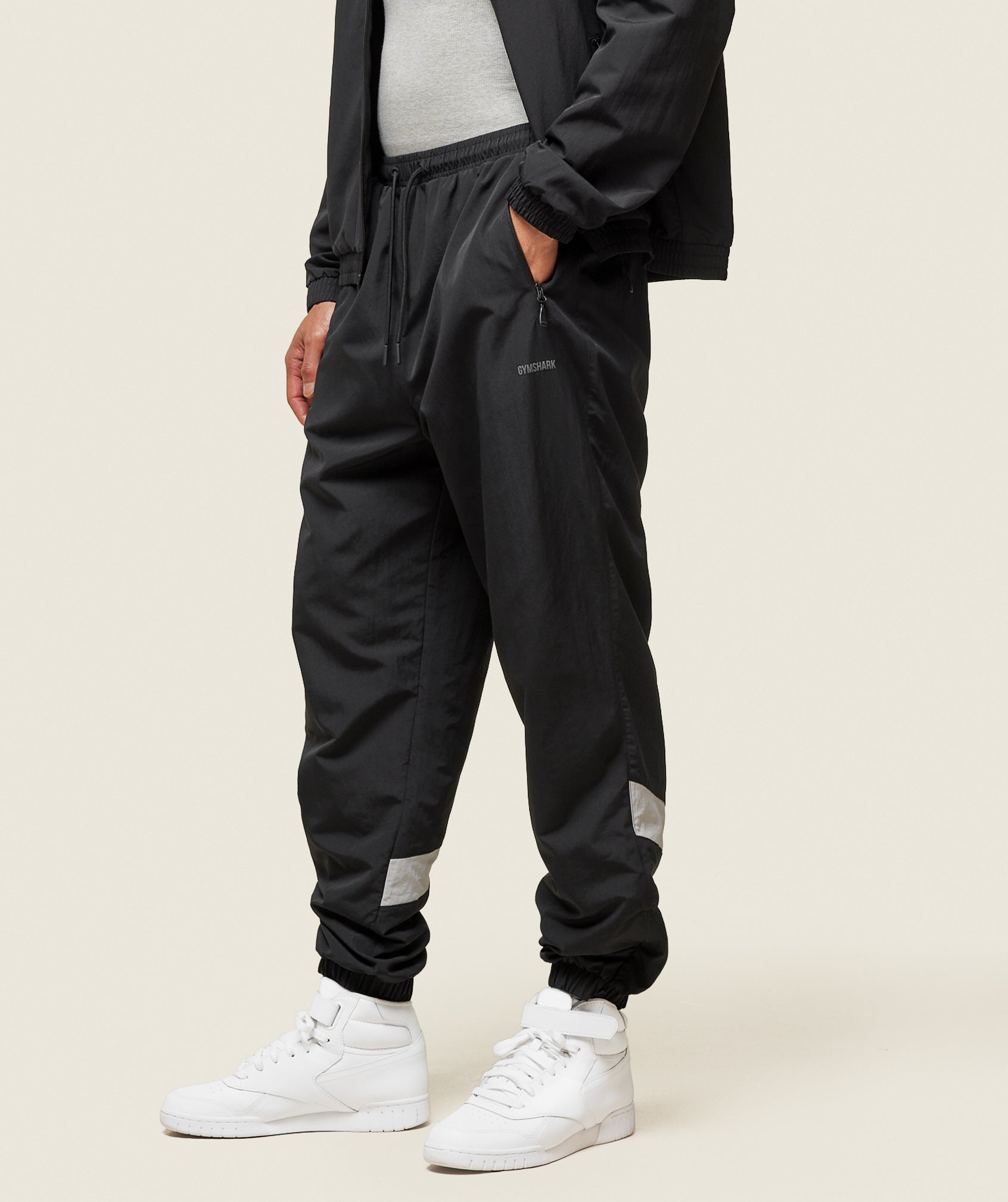 everywear Coach Track Pant Black/Tame Grey