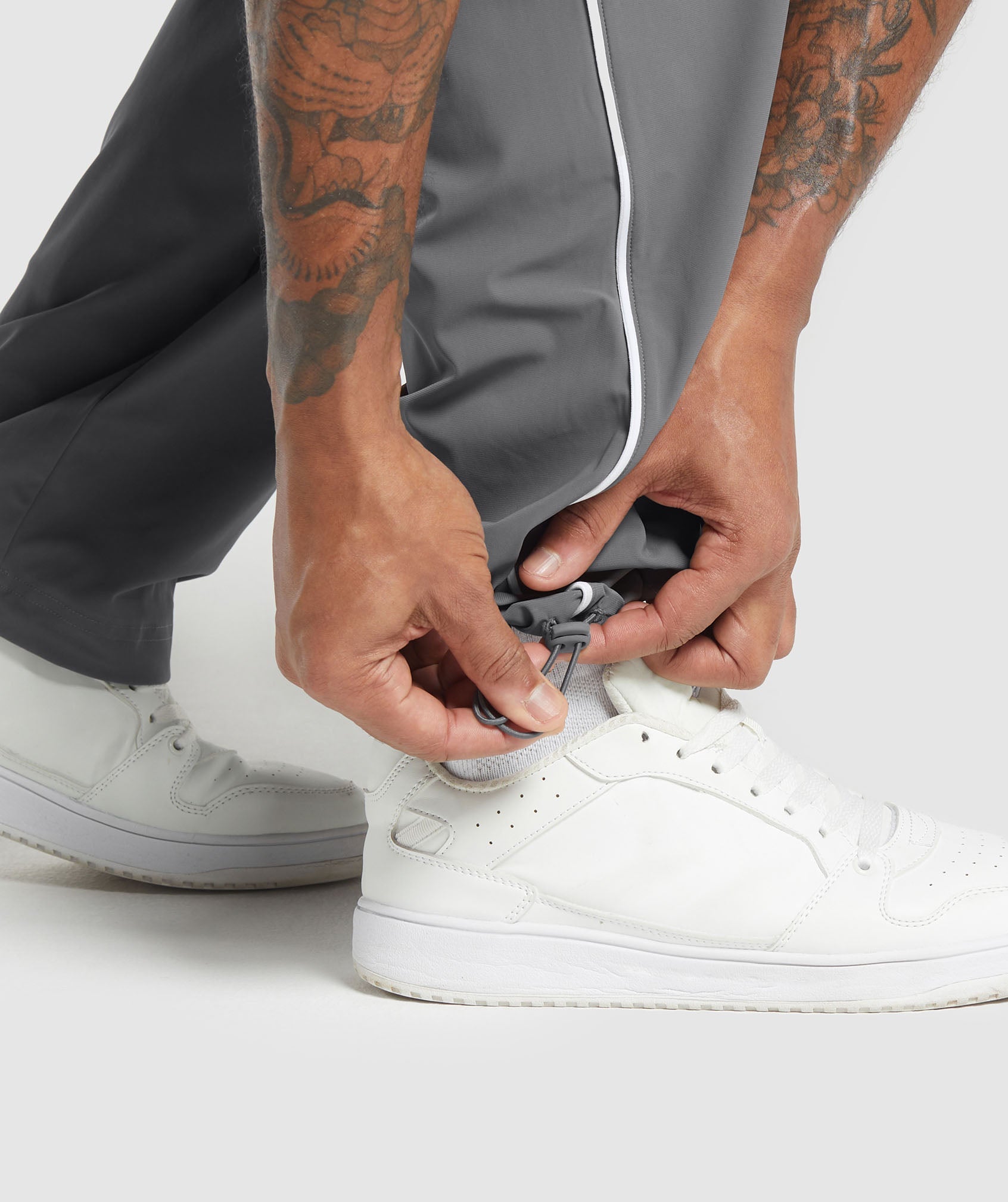 Contrast Straight Leg Pant Pitch Grey